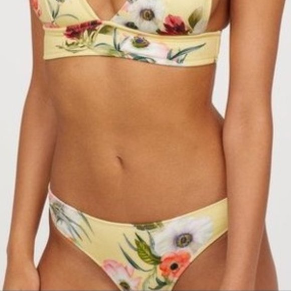 H&M Bikini Bottom - Picture 2 of 7